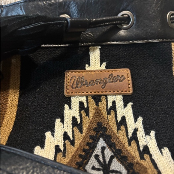 Wrangler Black and Brown Patterned Fringe Bag - Picture 5 of 9